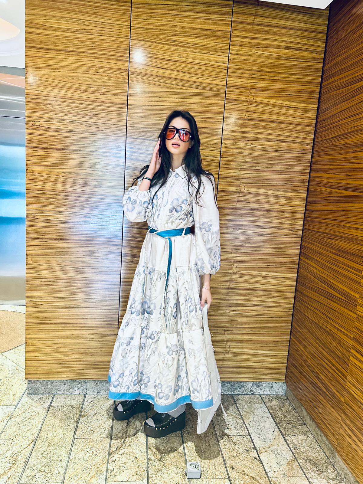 La robe "Mucia" écru